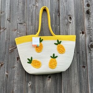 Sunglow Style Pineapple Beach Tote NWT